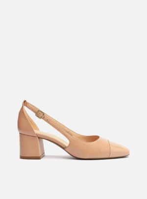 Scarpin Nude Couro Aberto Cap Toe Verniz