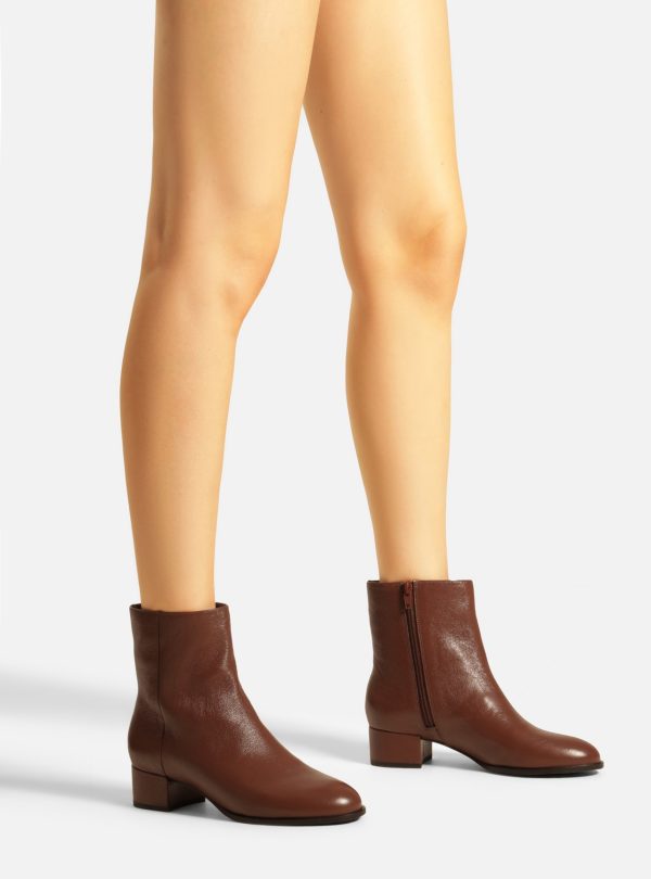 Bota Marrom Couro Cano Curto Salto Bloco B?sica
