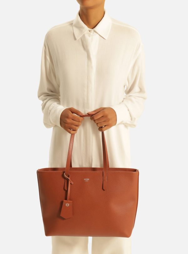 Bolsa Shopping Marrom Grande Bag Charm